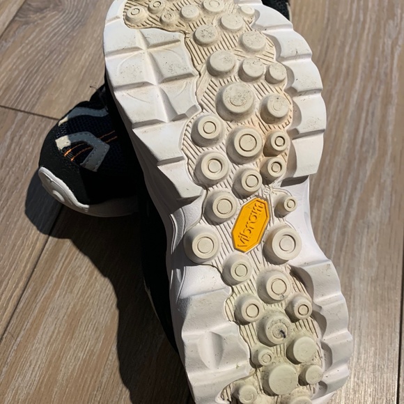 Women's Hi-Tec Racer Sneakers - Picture 3 of 4